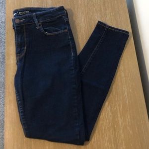 Old Navy dark wash skinny jeans